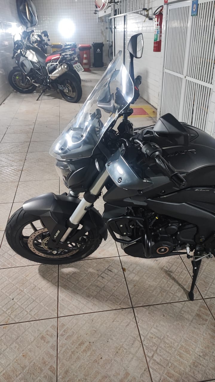 PARA BRISA BOLHA BAJAJ DOMINAR 400 2023